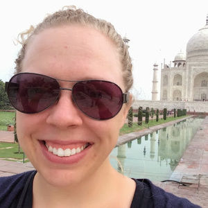 Meet your Posher, Tori